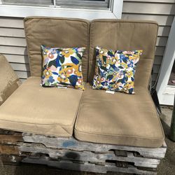 FREE Outdoor Couch