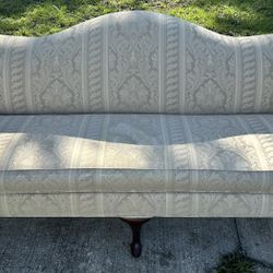 Ethan Allen Queen Anne Camelback Sofa 