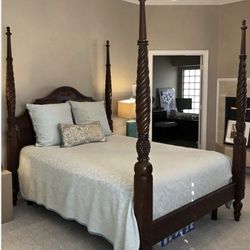 Ethan Allen California King Bed And Night Stands. 