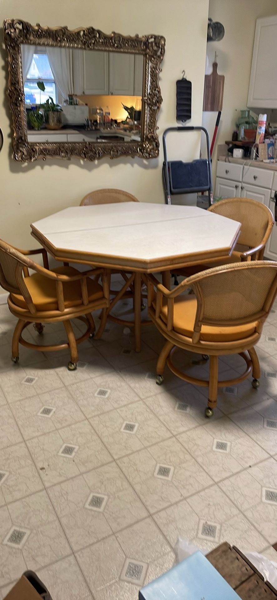 Dining Table With 4 Chairs