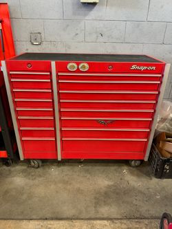 Snap on master series two bay tool box