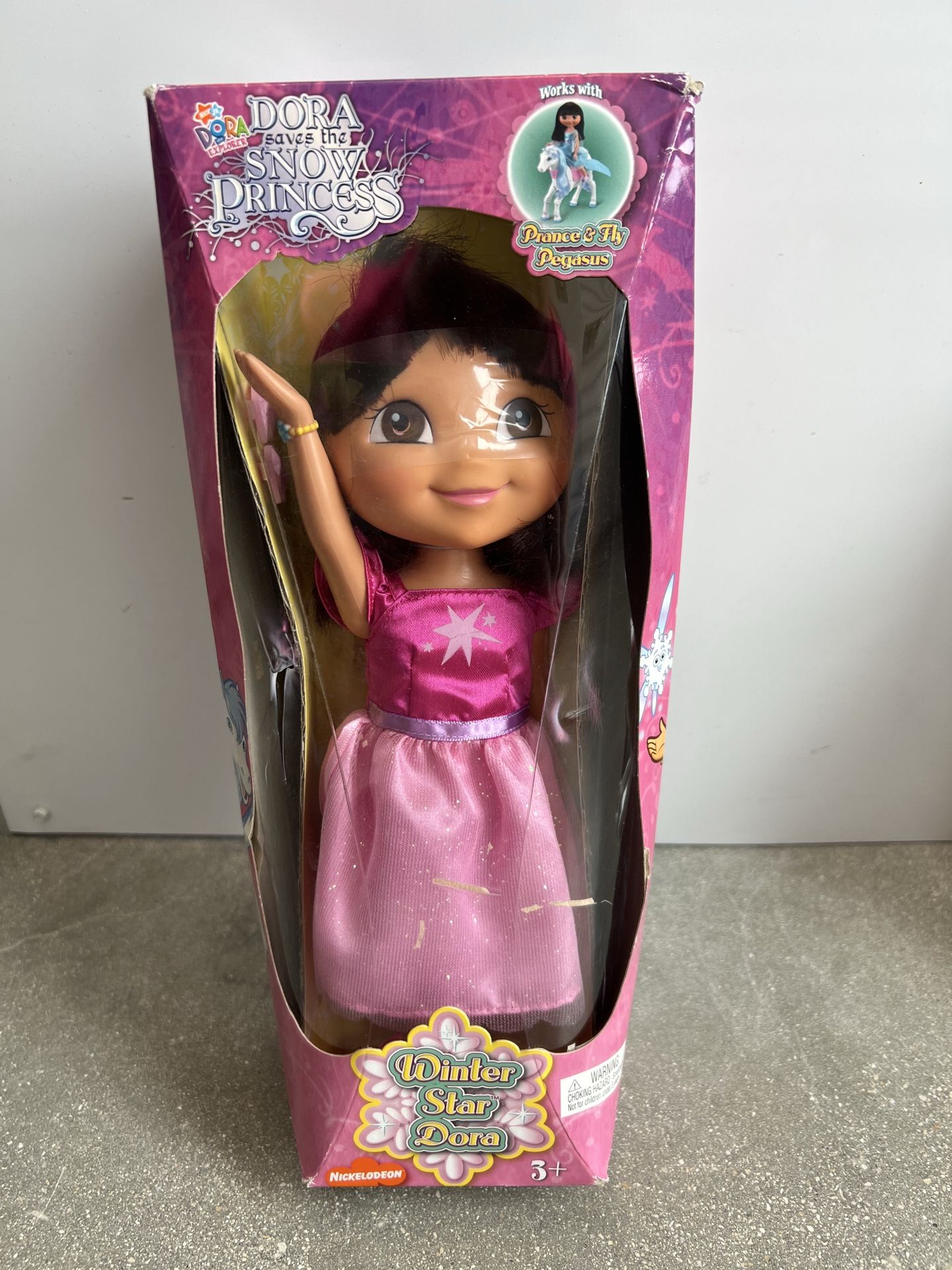 Dora Saves the Snow Princess Winter Star Dora Doll