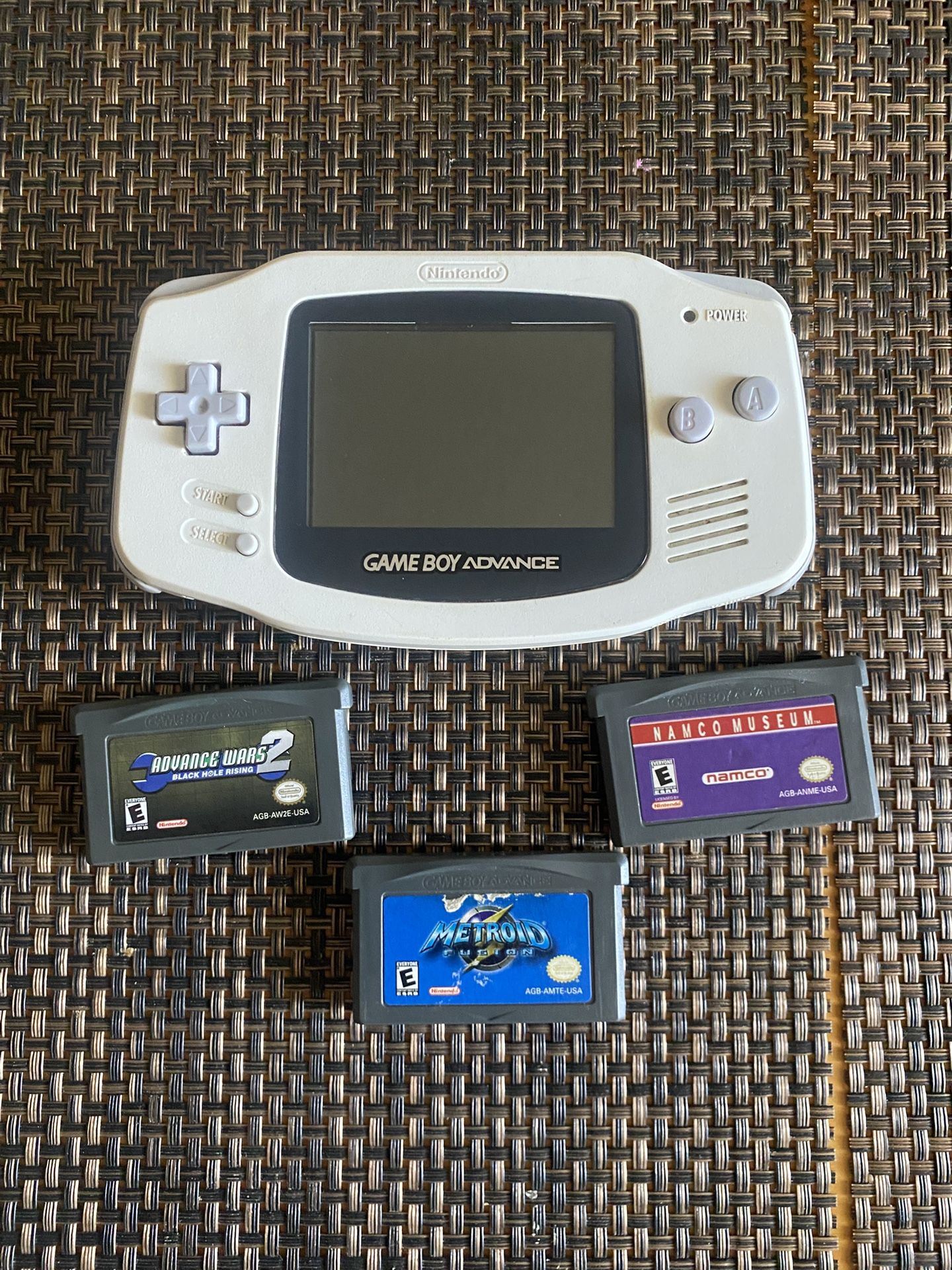 Nintendo Game Boy Advance 