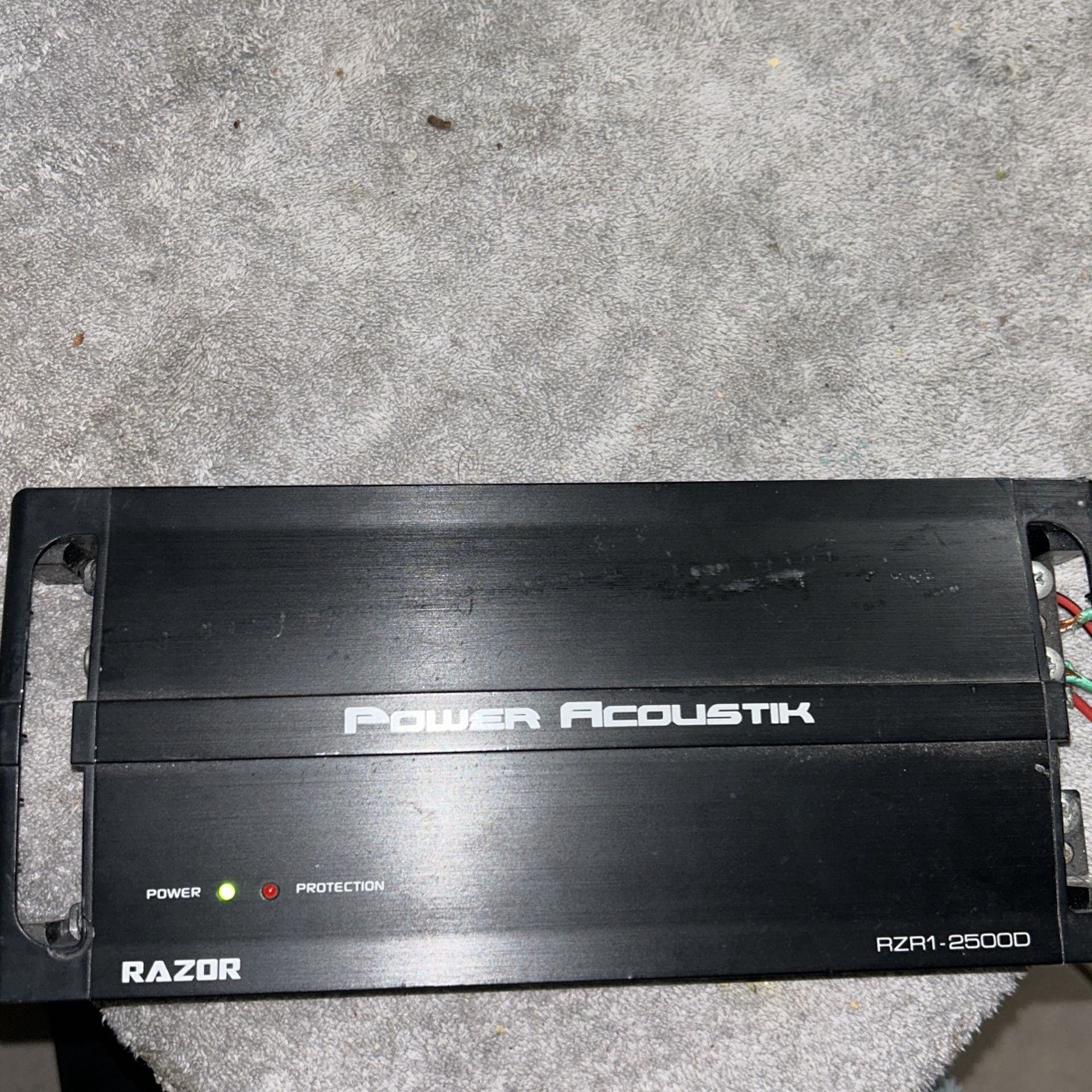 Power Acustic Razor Amp