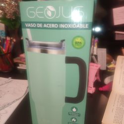 BRAND NEW!  INSULATED TUMBLER