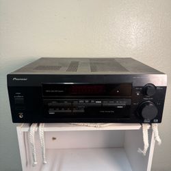 Pioneer Audio/Video Multi-Channel Receiver VSX-D511 Works