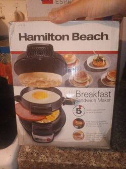Breakfast sandwich maker