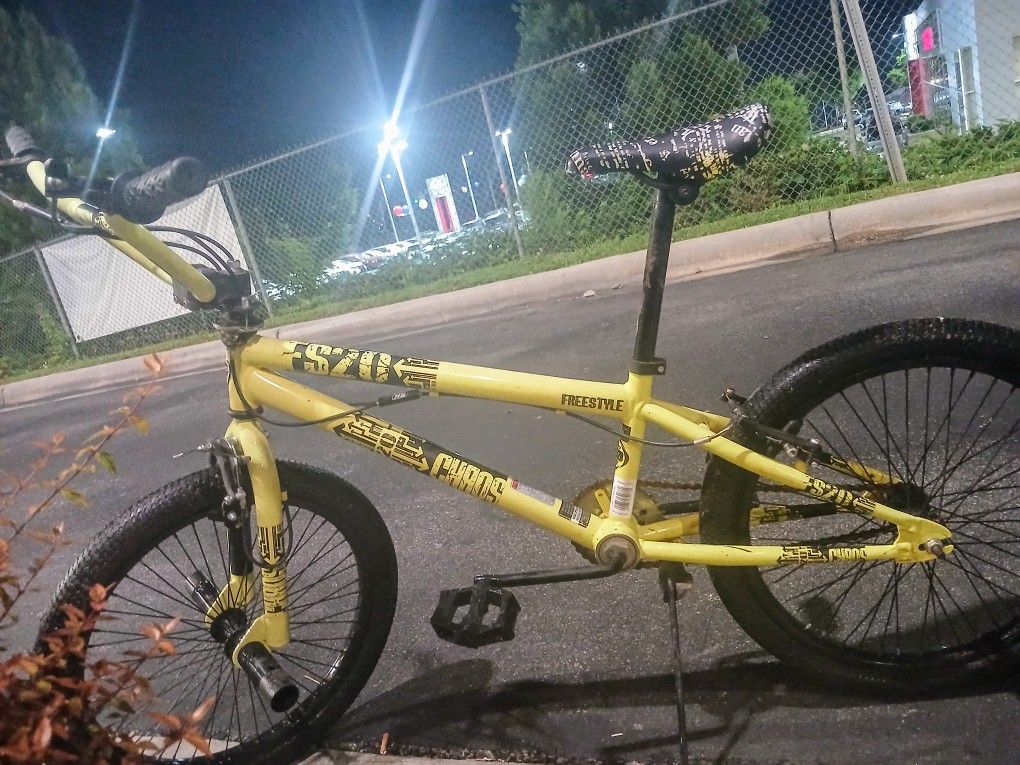 20" Kent Chaos Freestyle BMX Bike