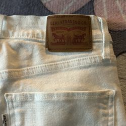 Levi Strauss Size 27