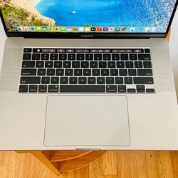 🍎 MacBook Pro 16” 2019 2.6GHz 6-CORE i7 16GB 500GB SSD AMD RADEON PRO 5300M 4GB Graphics