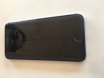 IPhone 6s everything works iCloud unlocked has crack on screen but it’s the screen protector!