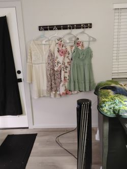 Women's Dresses Large And Xlarge