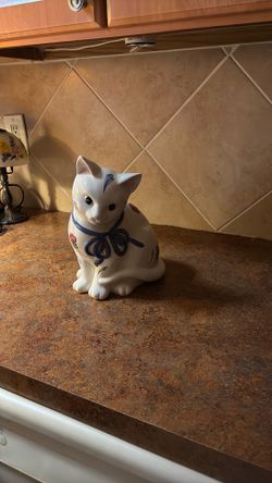 Lenox cat cookie jar
