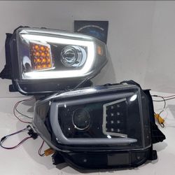Toyota Tundra 2014-2021 Headlights