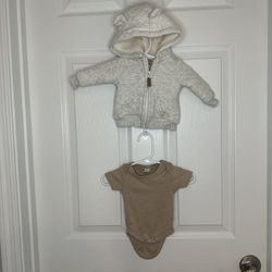 New Born Sweater. Baby Carter's Hooded Sherpa-Lined Jacket & organic brand bodysuit NewBorn