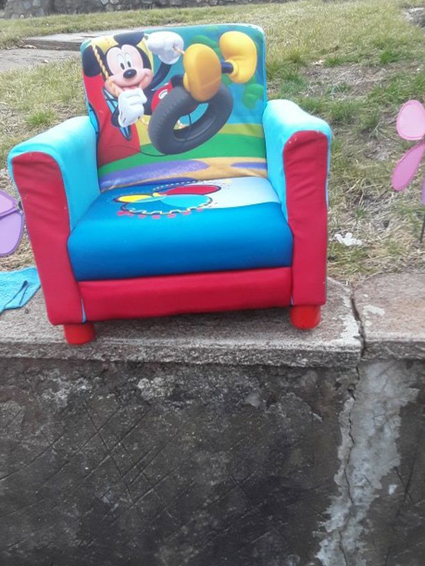 Mickey Mouse Disney Junior Upholstered Chair