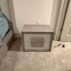 Nightstand 