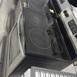 Frigidaire Electric Stove