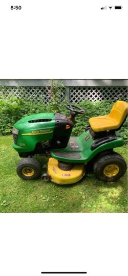 Nice orig owner John Deere L108 automatic riding lawn mower very clean 18.5hp