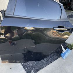 For Sale: Driver Side Rear Door – 2016-2021 Honda Civic 
