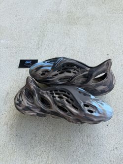 Yezzy Foam Rnr Mx Cinder Sz 12