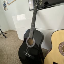 Zeny Acoustic Guitar (Like New) – With Tuner, Picks & Spare Strings
