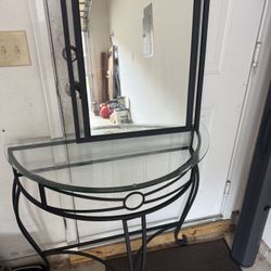 Table with Mirror Set