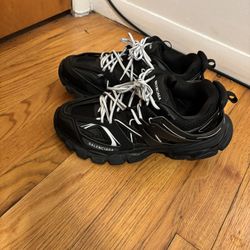 Balenciaga Tracks Black And White 46 