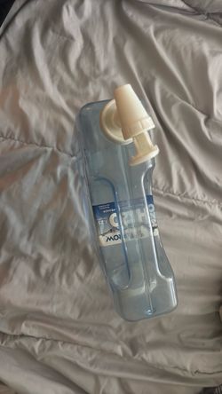 Slimline dispenser