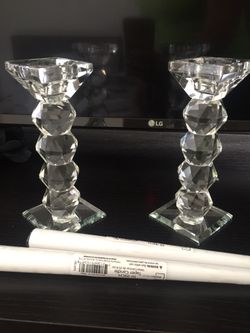 2 crystal candle stick holders wit candles