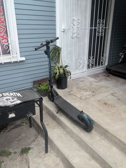 Electric scooter