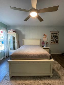 SMARTSTUFF Furniture Wood Full-size Bedroom Set