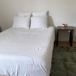 Queen Bed Frame / Bed Platform 