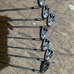 Taylormade made R7 Iron Set