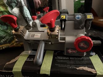 Key Cutter-Almost New Ilco!