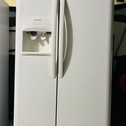 Excellent working Frigidaire side-by-side refrigerator freezer