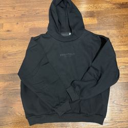 Essentials FOG Color Black