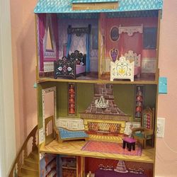 KidKraft Disney Frozen Arendelle Palace Doll House 