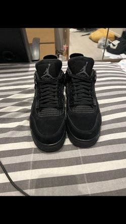 Black cats 4’s size 8