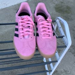 Adidas Size 9 1/2 Women