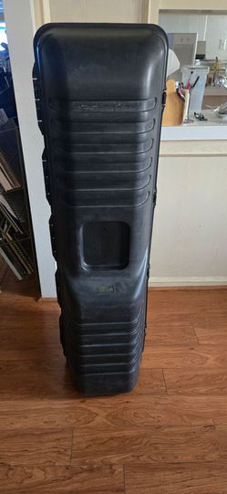 Golf Guard Travel Plastic Hard Case with Wheels