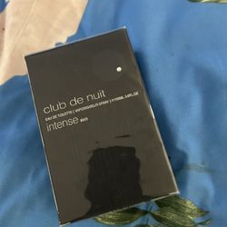 Club De Nuit Intense