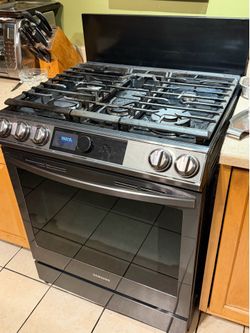 Samsung Standard Size Stove