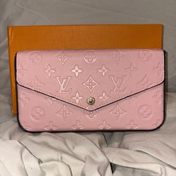 Pink purse set