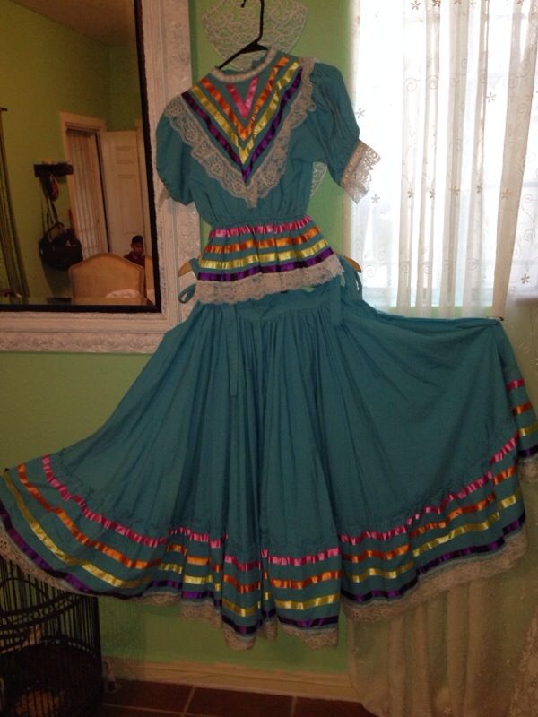 Folklorico dress for Sale in Los Angeles, CA OfferUp