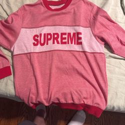 Supreme Red Sweatshirt Medium
