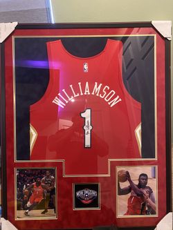 Zion Williamson signed Framed Jersey