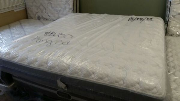 New King Size Serta Perfect Sleeper Serene Breeze Super Plush Top New King Size Serta Perfect Sleeper Serene Breeze Super Plush Top Mattress Set