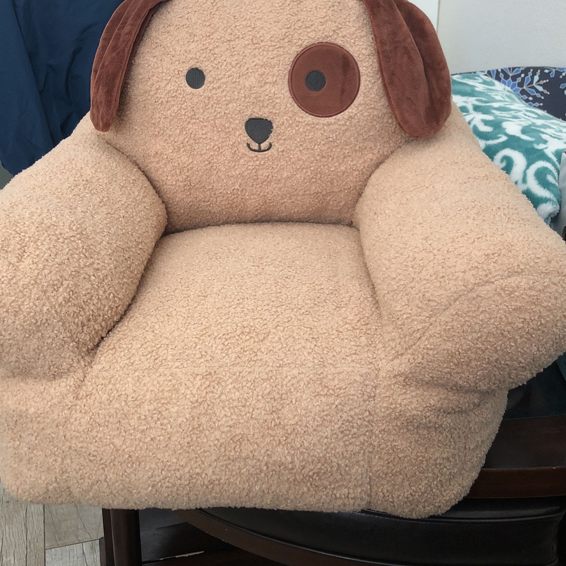 Delta Cozy Buddy Chair For Children