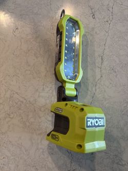 RYOBI ONE+ 18V Hybrid LED Project Light (Tool Only)